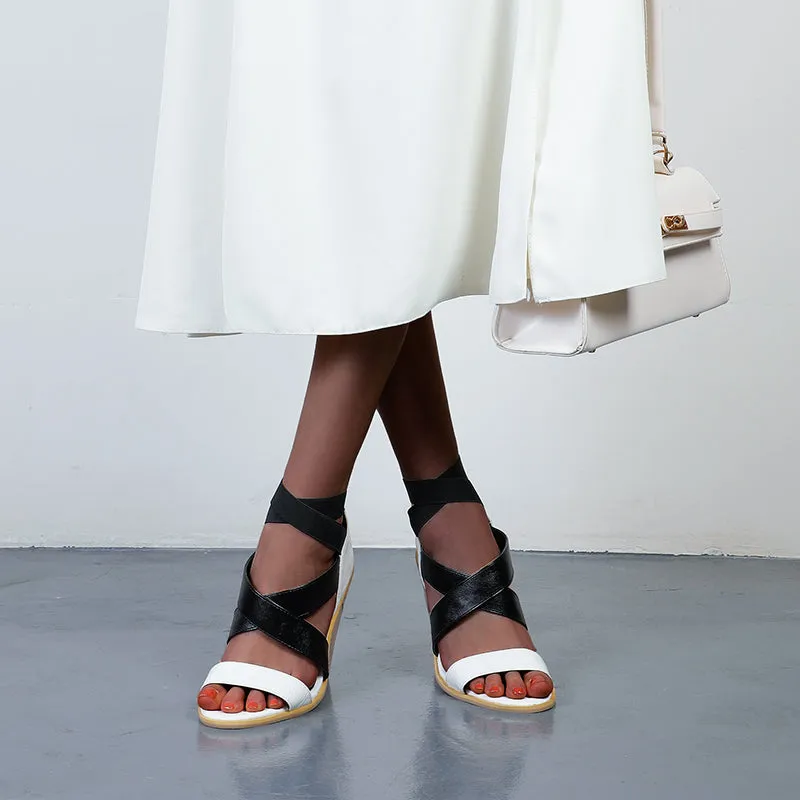 Bigsizeheels Attractive Cut-Outs Wedge Sandals - White
