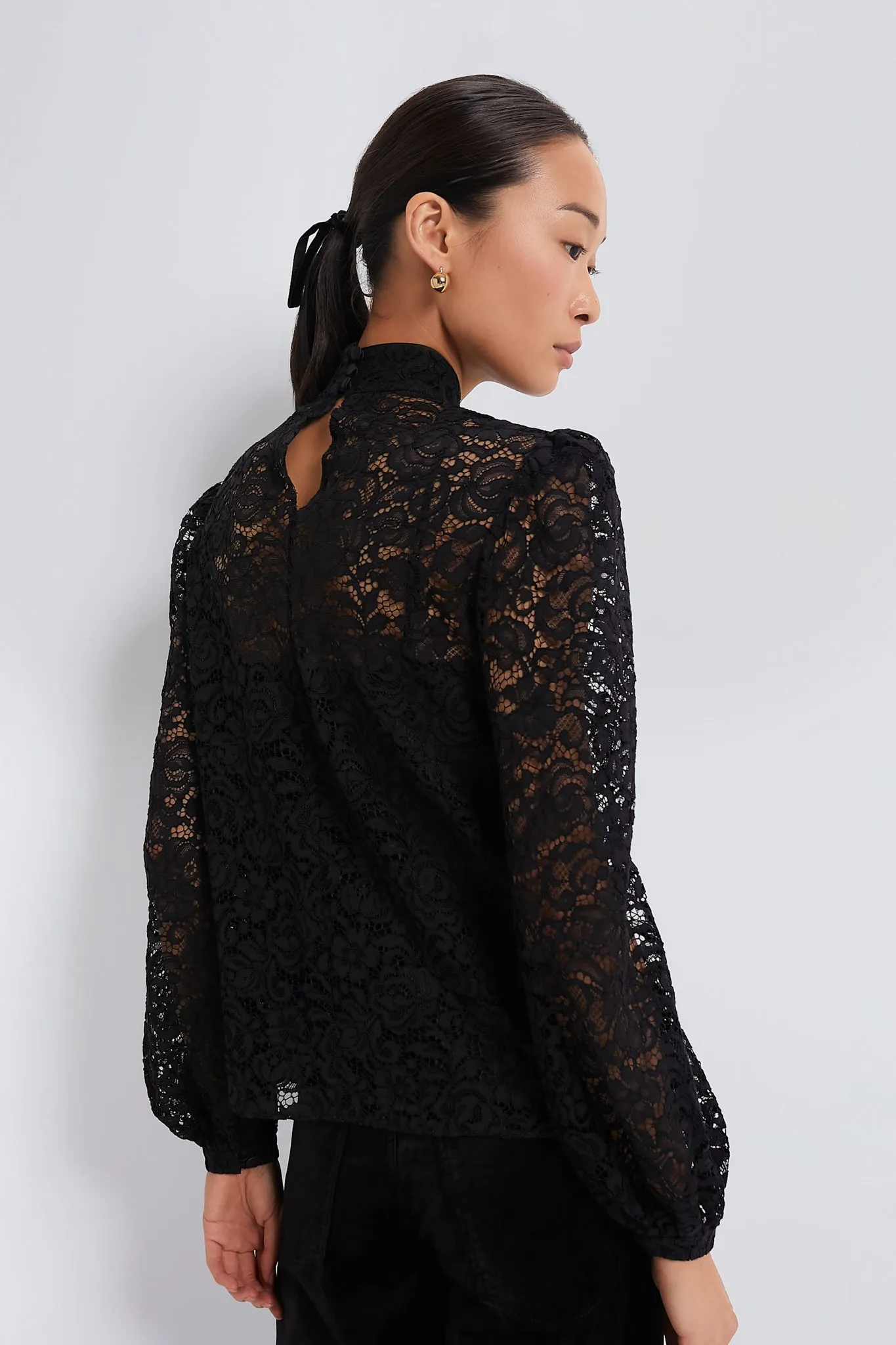 Black Domino Top