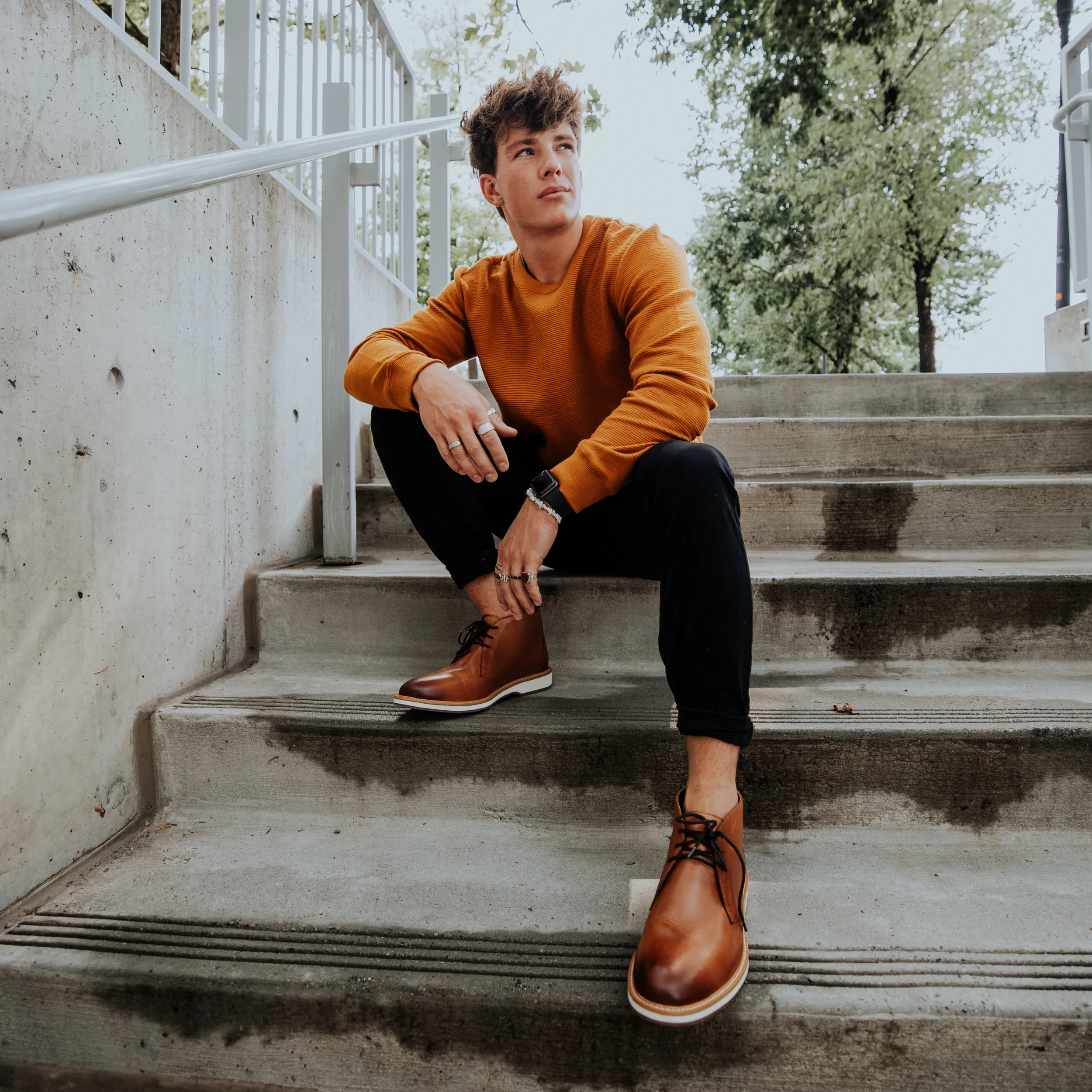 BOOKER - FINAL SALE (NO EXCHANGES)