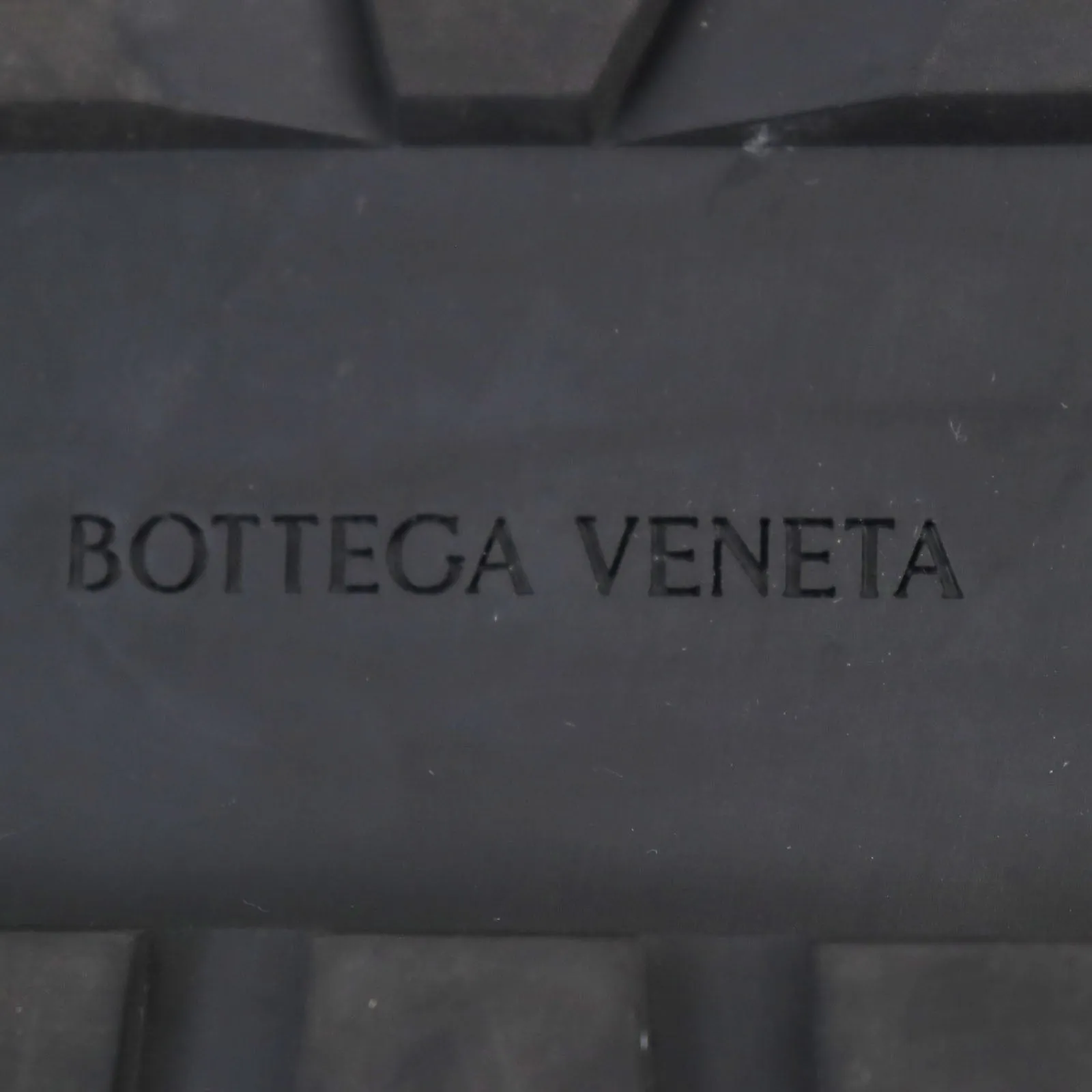 Bottega Veneta Leather Tire Desert Chukka Boots