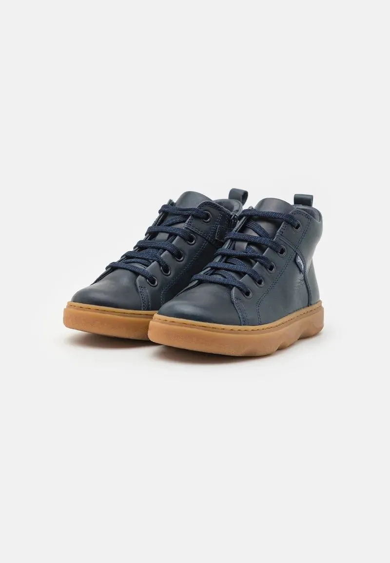 Camper: Kiddo - Navy Boot