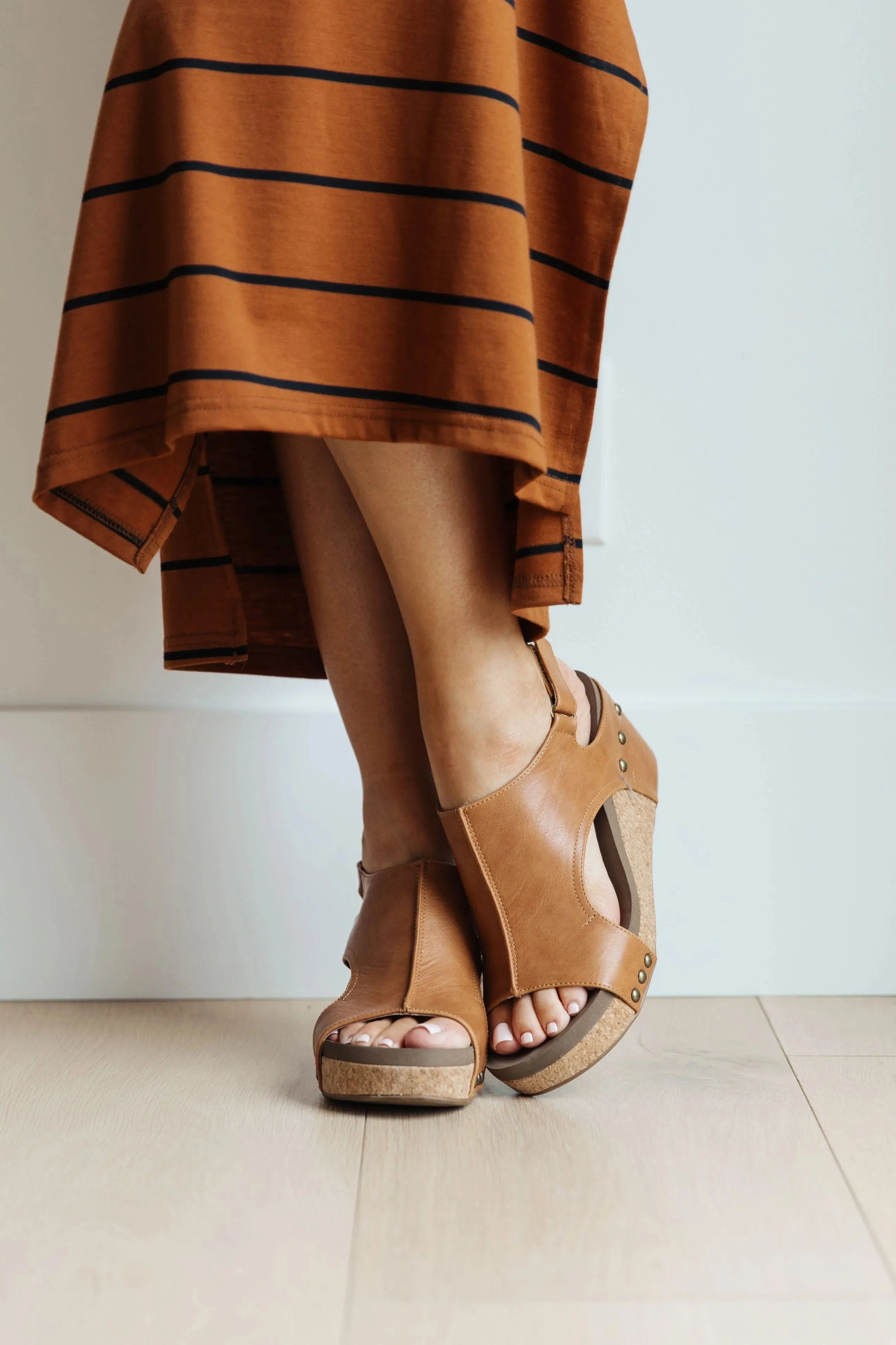 Corkys Smooth Cognac Carley Wedge
