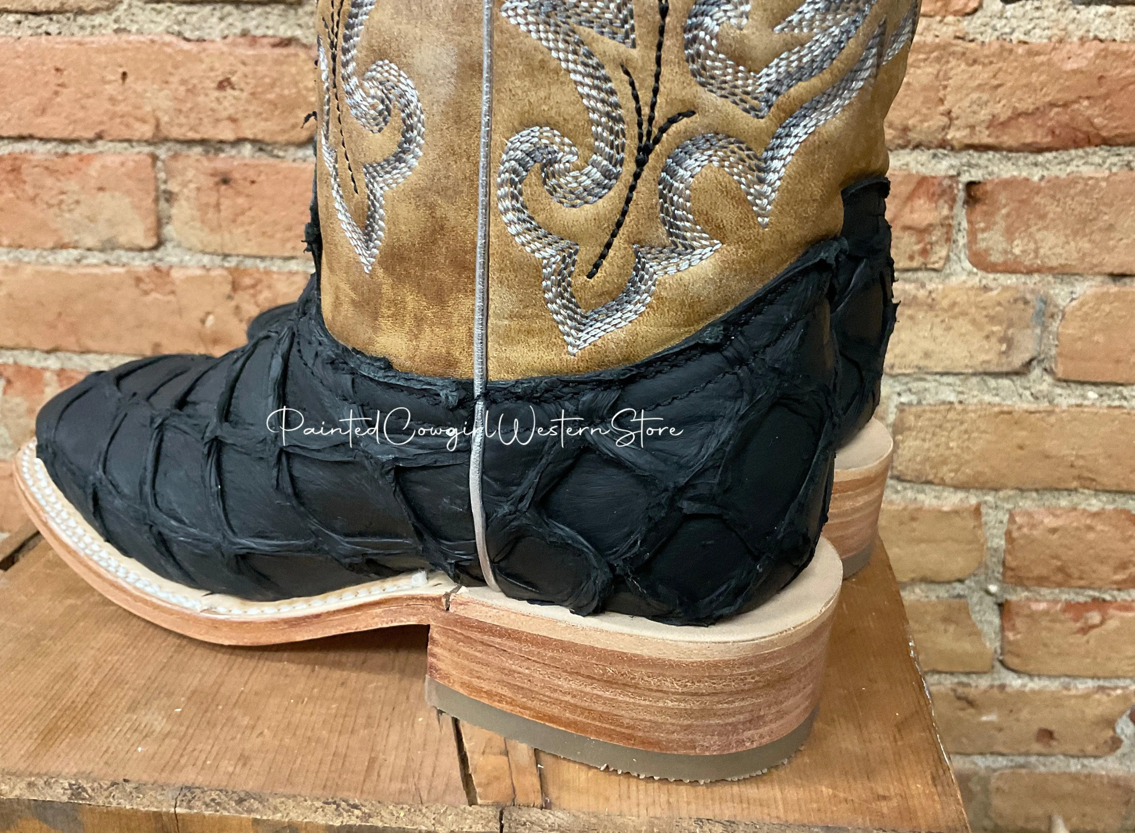 Corral Women’s Black/Sand Pirarucu Arapaima Fish Square Toe Boots A4204