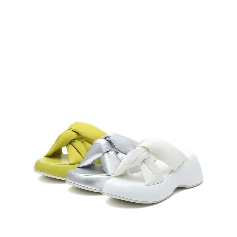 Joy&Peace Minimalist Cross Strap Wedge Sandals