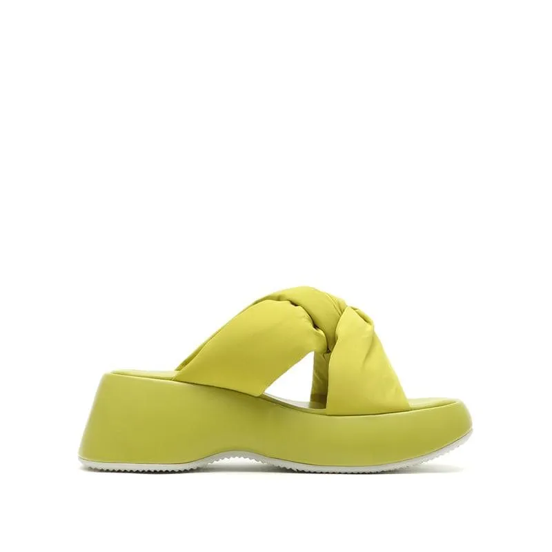 Joy&Peace Minimalist Cross Strap Wedge Sandals