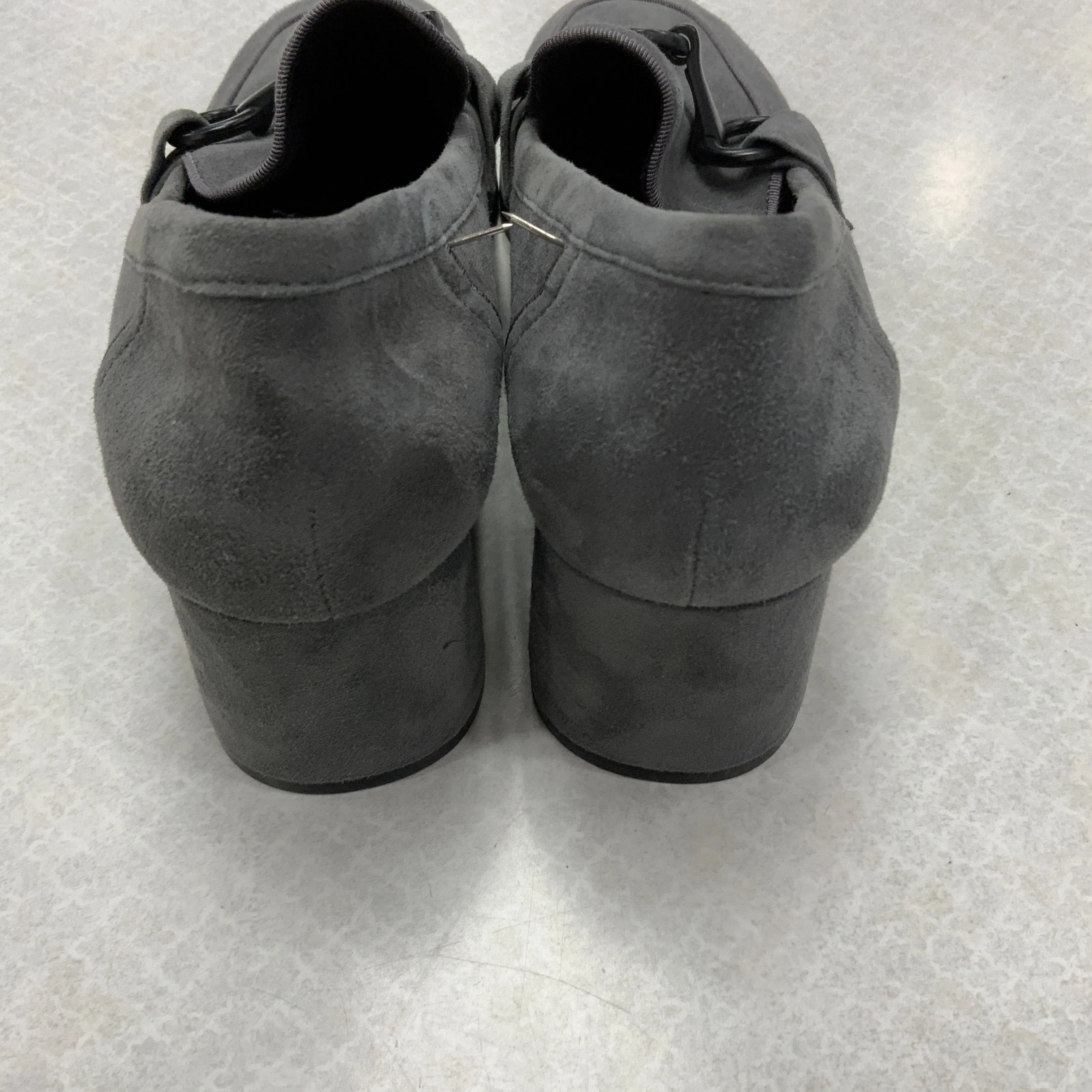 Shoes Heels Wedge By Vaneli In Grey, Size: 8.5