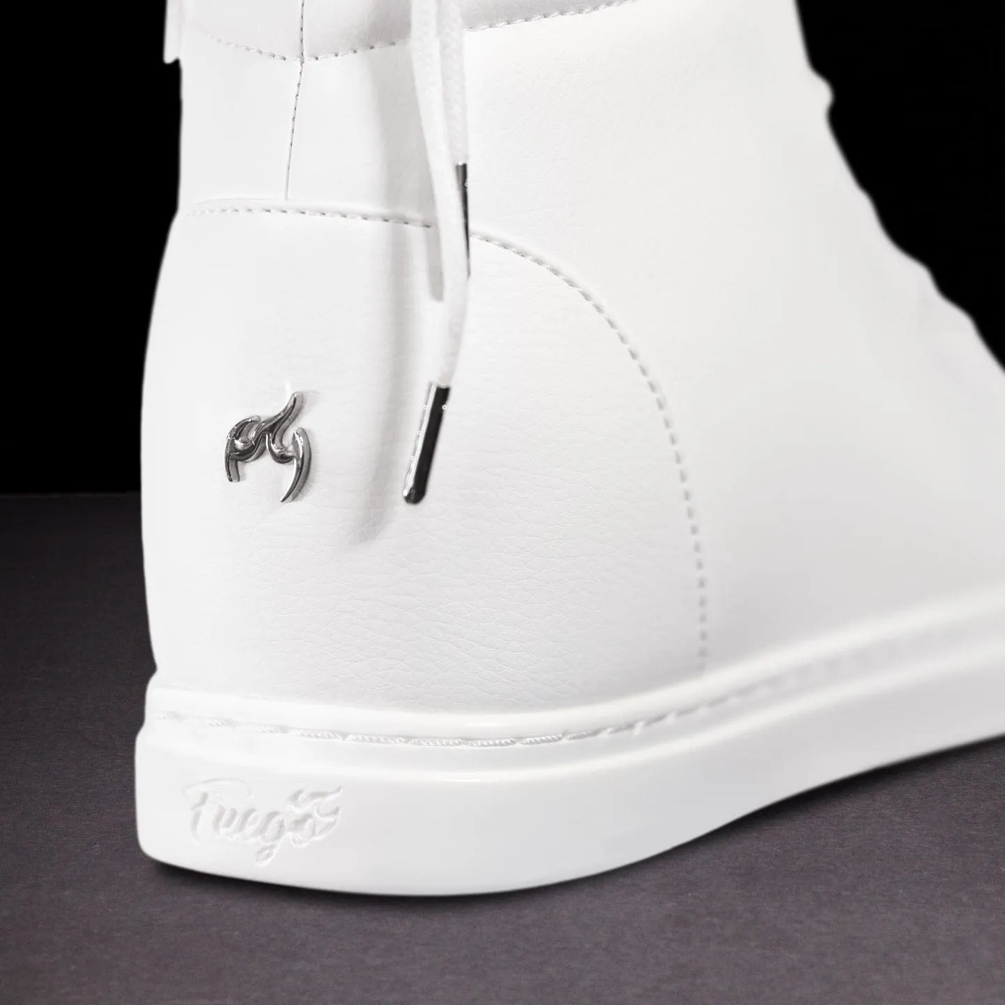 White | Wedge