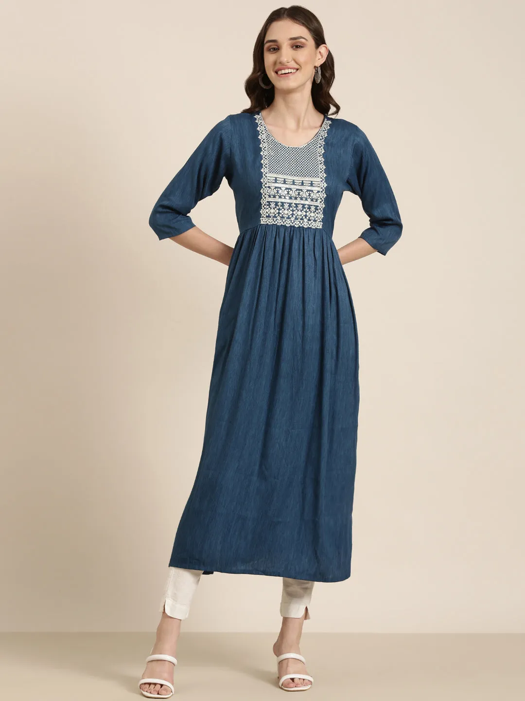 Women Teal Solid Anarkali Kurta